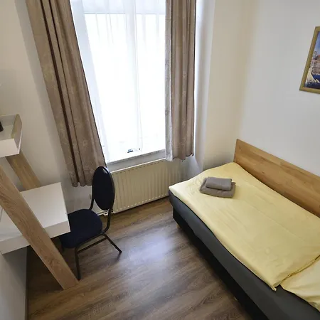 Am Schloss 15 Schwerin (Mecklenburg-Vorpommern)